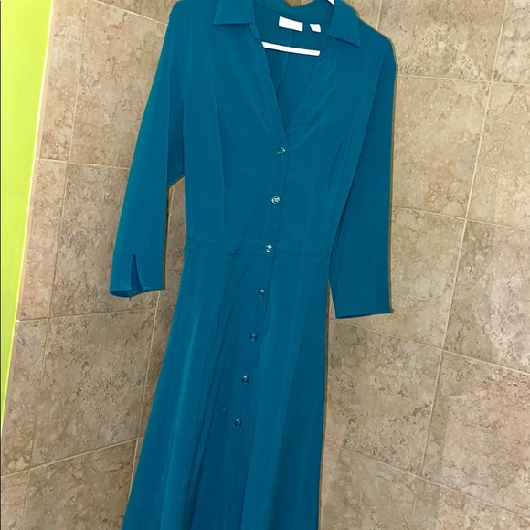 New York & Company “Stretch” teal color dress - Picture 2 of 2